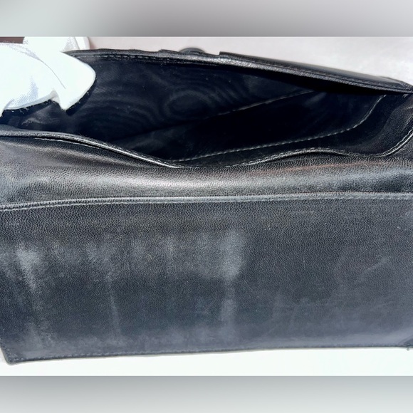 Bottega Veneta Intrecciato Lambskin Long Wallet, Authentic, Pre-Loved - Picture 9 of 14